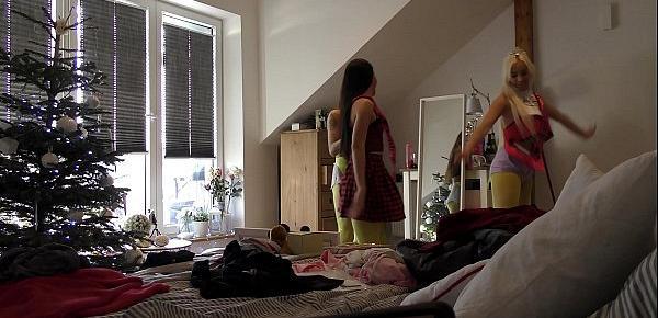  My Teenager Angel Sisters with a Younger Teen Friend Party Voyeur at home